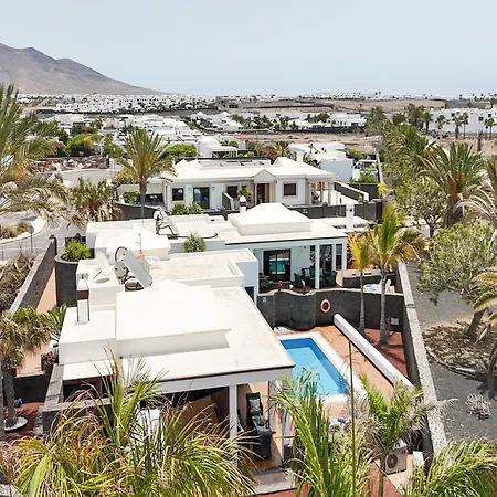 In Marina Rubicon With Pool * Playa Blanca